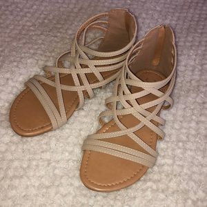 NWOT💙JG Crisscross Sandals